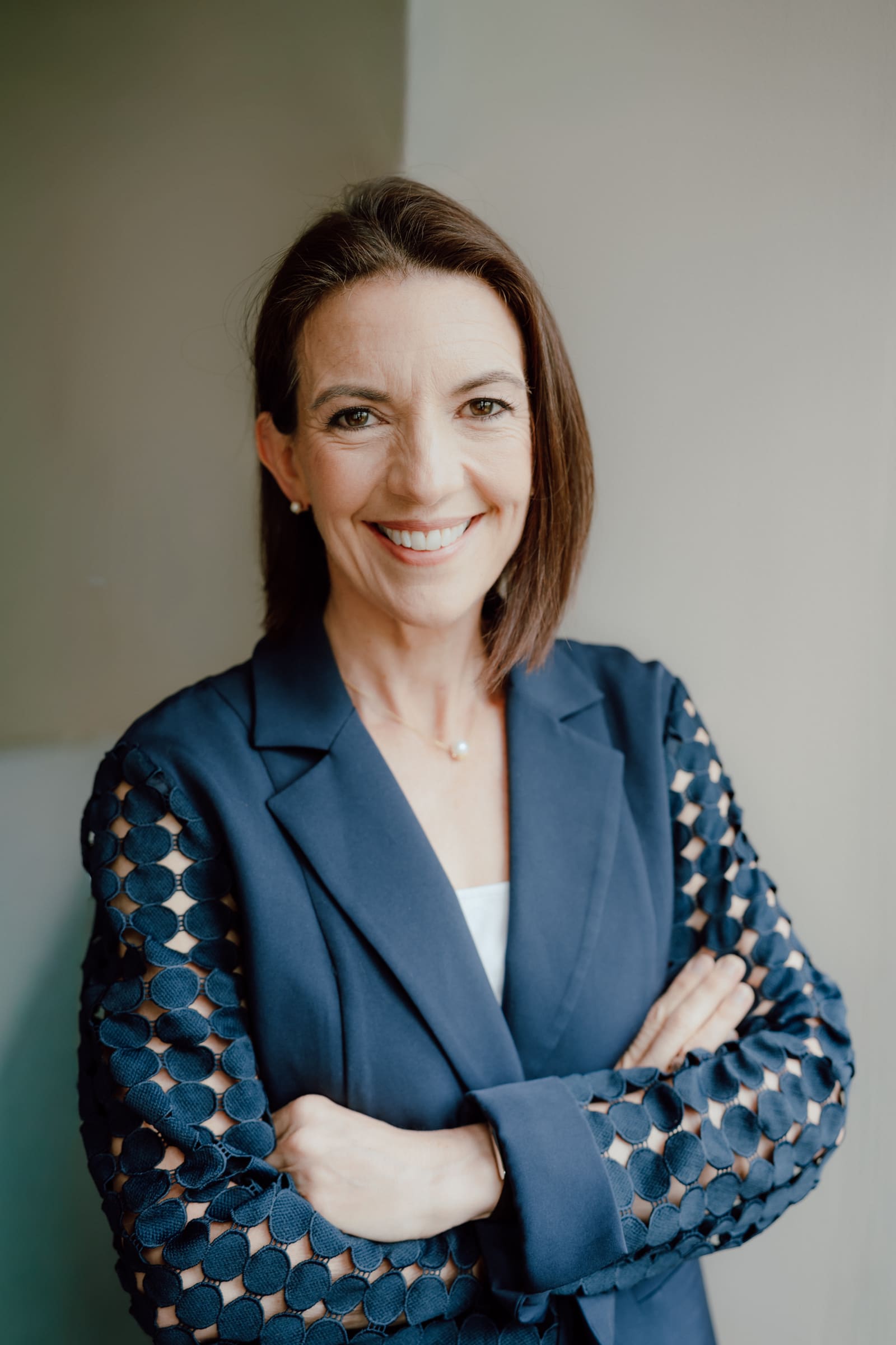 Dr Elaine Halley